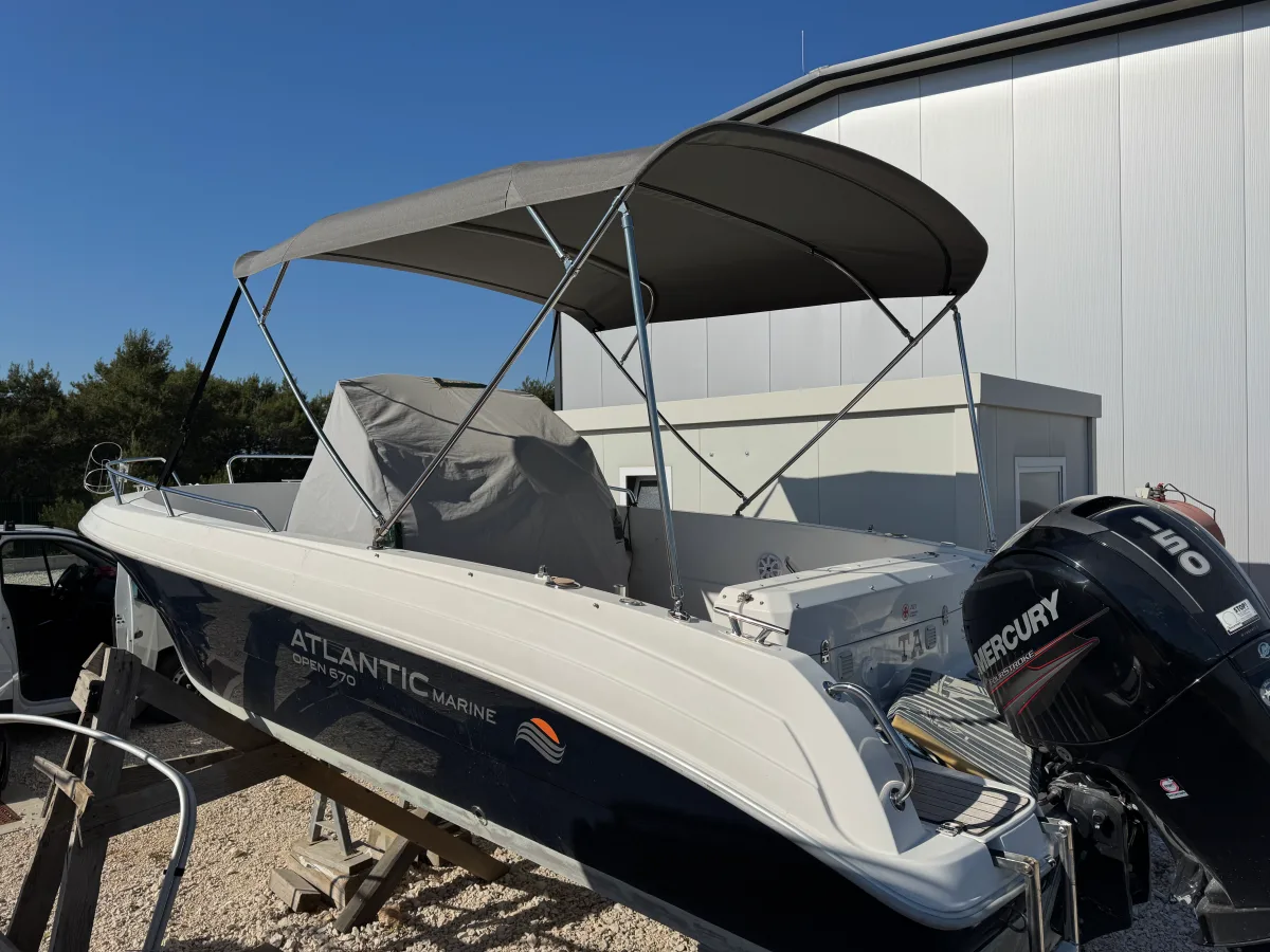 Atlantic Marine Open 670 — bimini #1