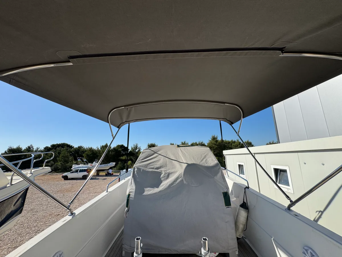 Atlantic Marine Open 670 — Bimini #8