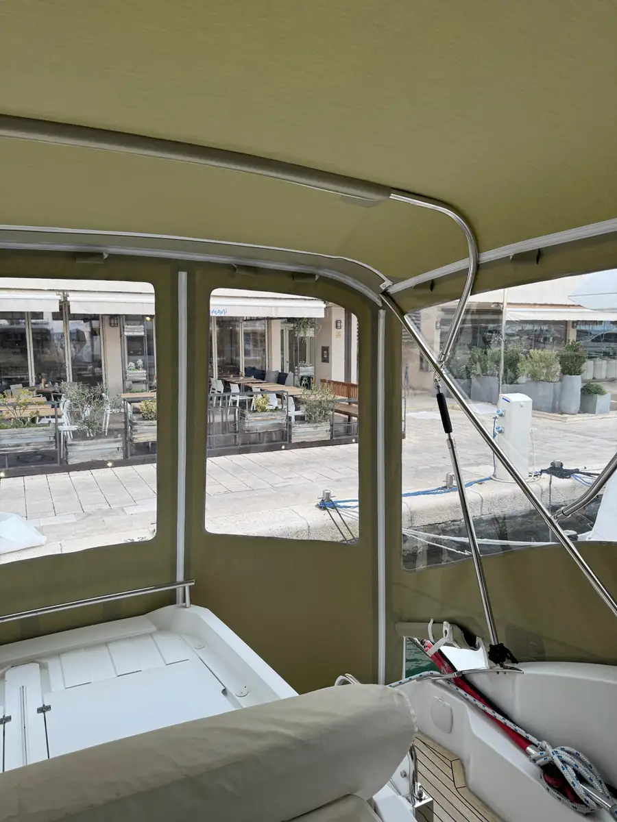 Azimut 50 — Krmové uzavření #16