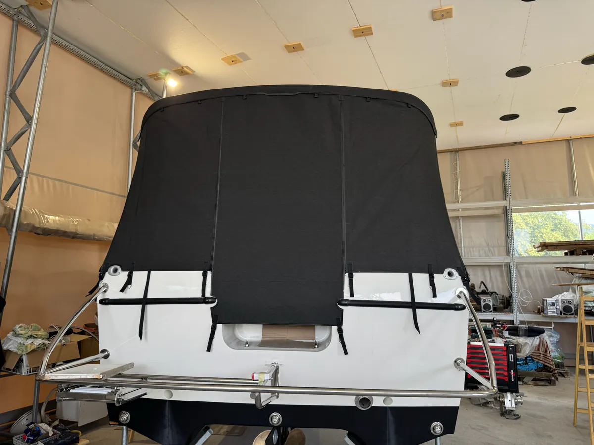 Beneteau Antares 680 — Krmeno zatvaranje #4