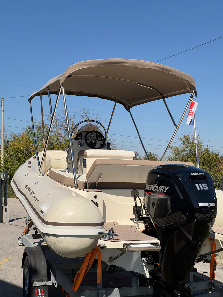 Bura 5.7 Step — Bimini
