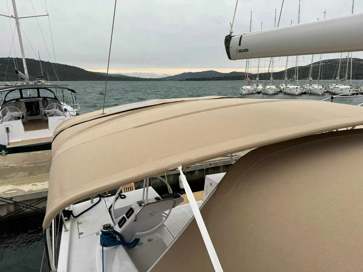 Elan I43 — Bimini #15