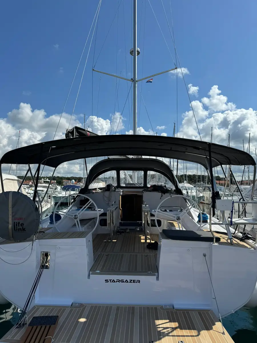Elan I43 — Bimini #17