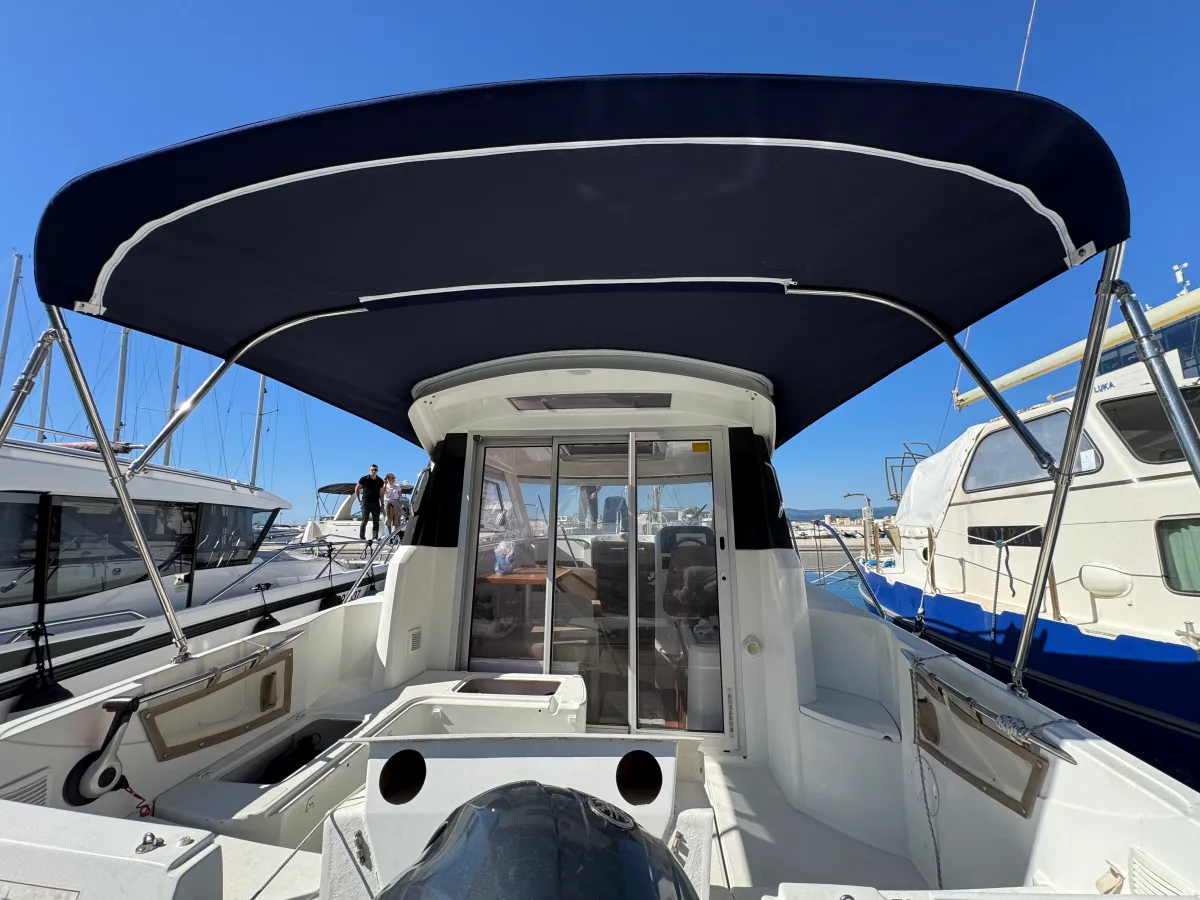 Jeanneau Merry Fisher 755 — bimini #1