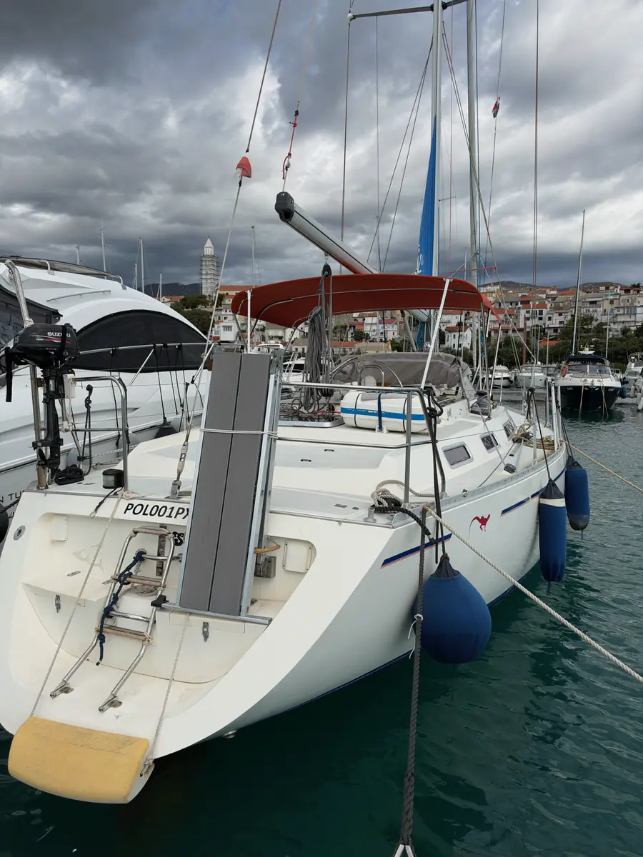 Moody 425 — Bimini #6