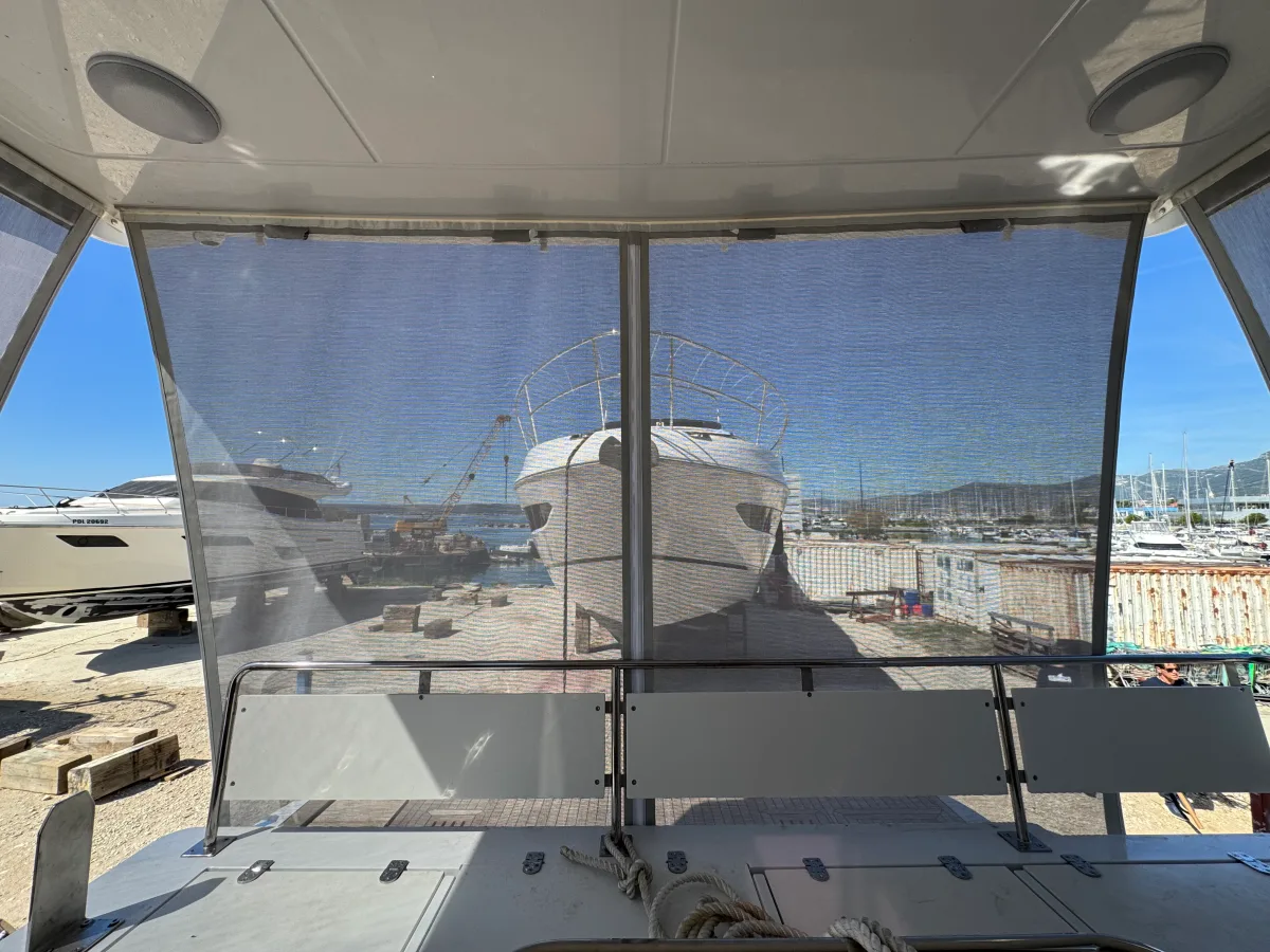 Sealine F430 — sjenila #1